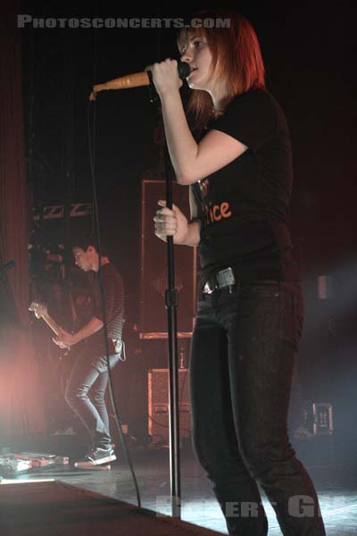 PARAMORE - 2008-06-18 - PARIS - Le Bataclan - Hayley Nichole Williams - Joshua Neil Farro